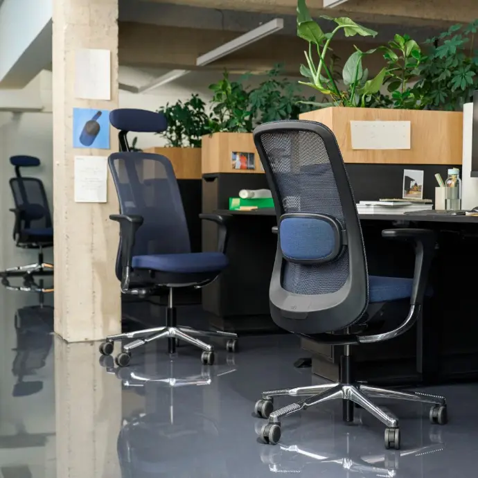 HÅG SoFi Mesh 7500 with GU Mandal 780 - ergonomics and ventilation in one HÅG SoFi Mesh 7500 office chair with GU Mandal 780 upholstery, black frame and breathable mesh back